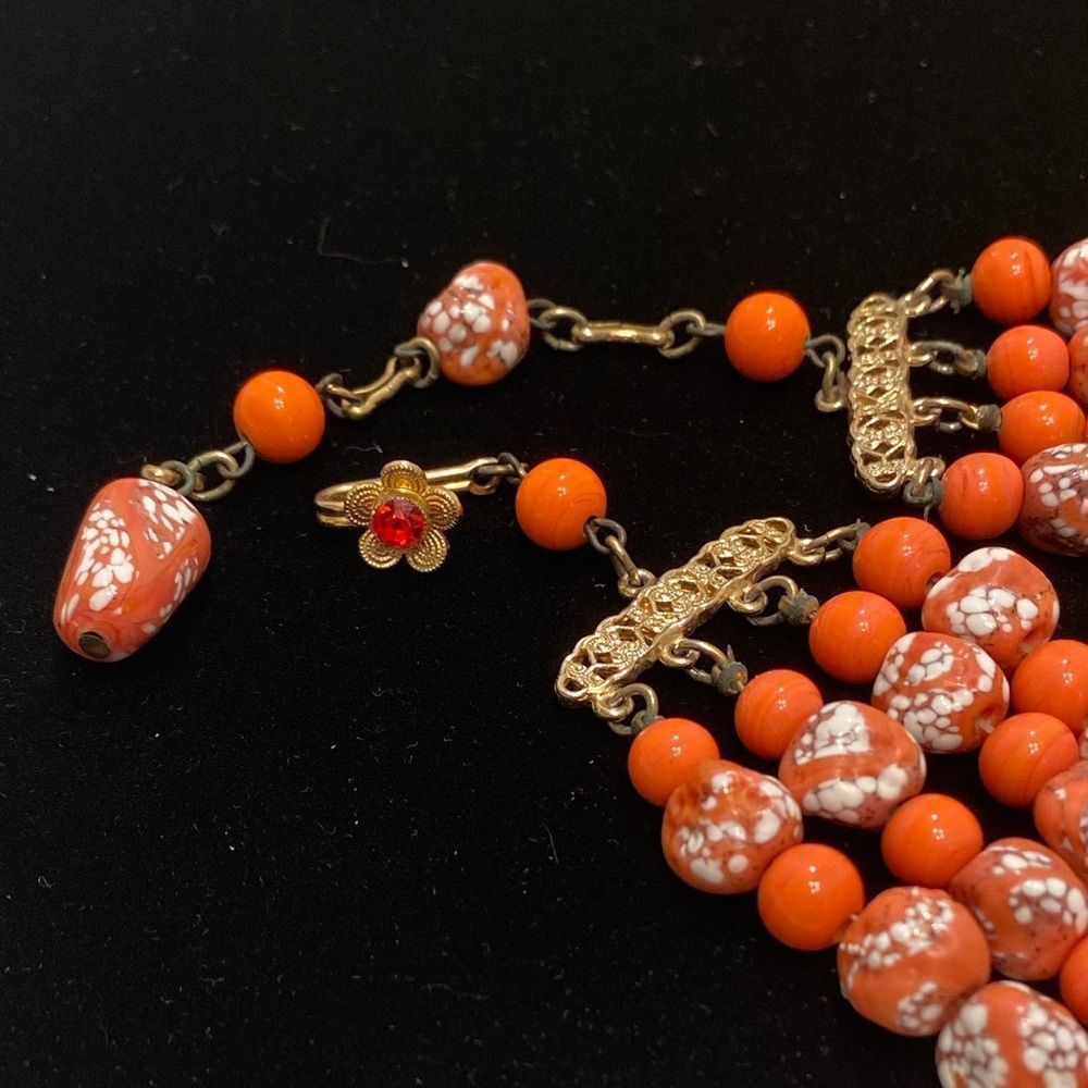 Vintage Four Strand Coral And Art Glass Necklace - Picture 10 of 12